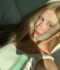 Dating Woman : Катя, 27 years to Russia  Азов